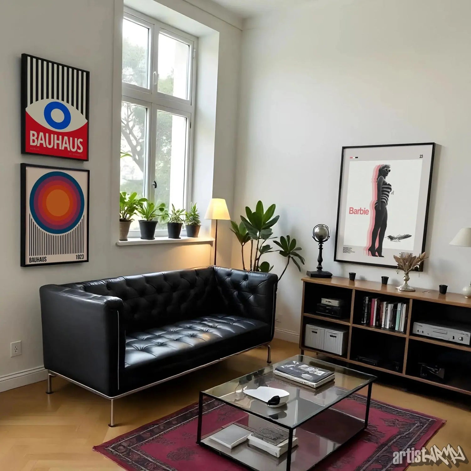 Puristisches Wohnzimmer mit Altbauflair