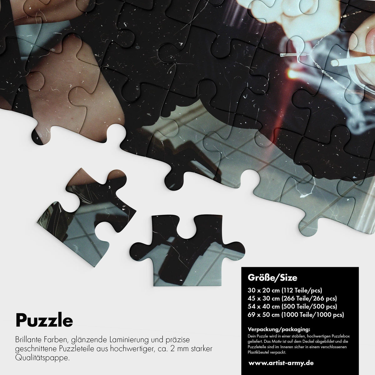 I Suddenly Saw The Light Puzzle Detail mit Retro Fotografie und Puzzleteilen